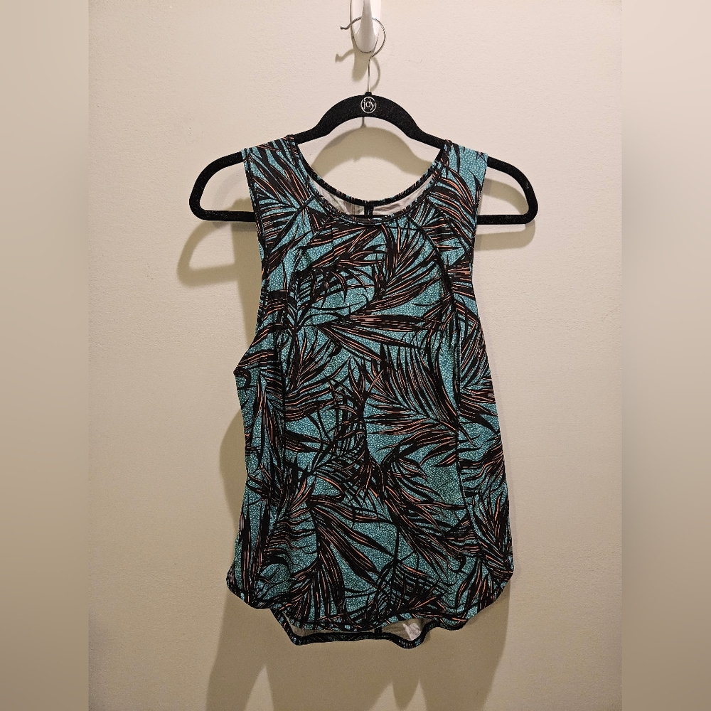 Lululemon sculpt tank, size 6, euc